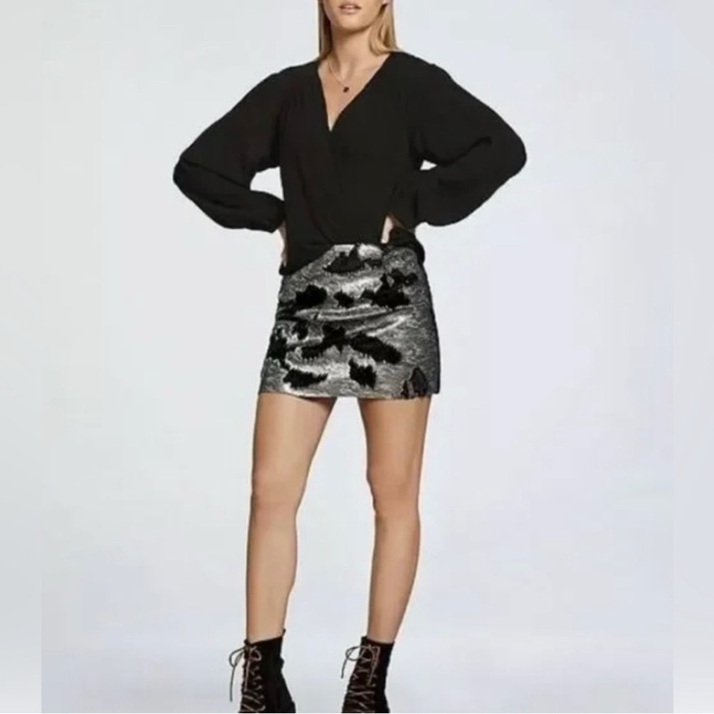 FREE PEOPLE CHECK ON IT BLACK WRAP TOP SIZE XS - Picture 3 of 7